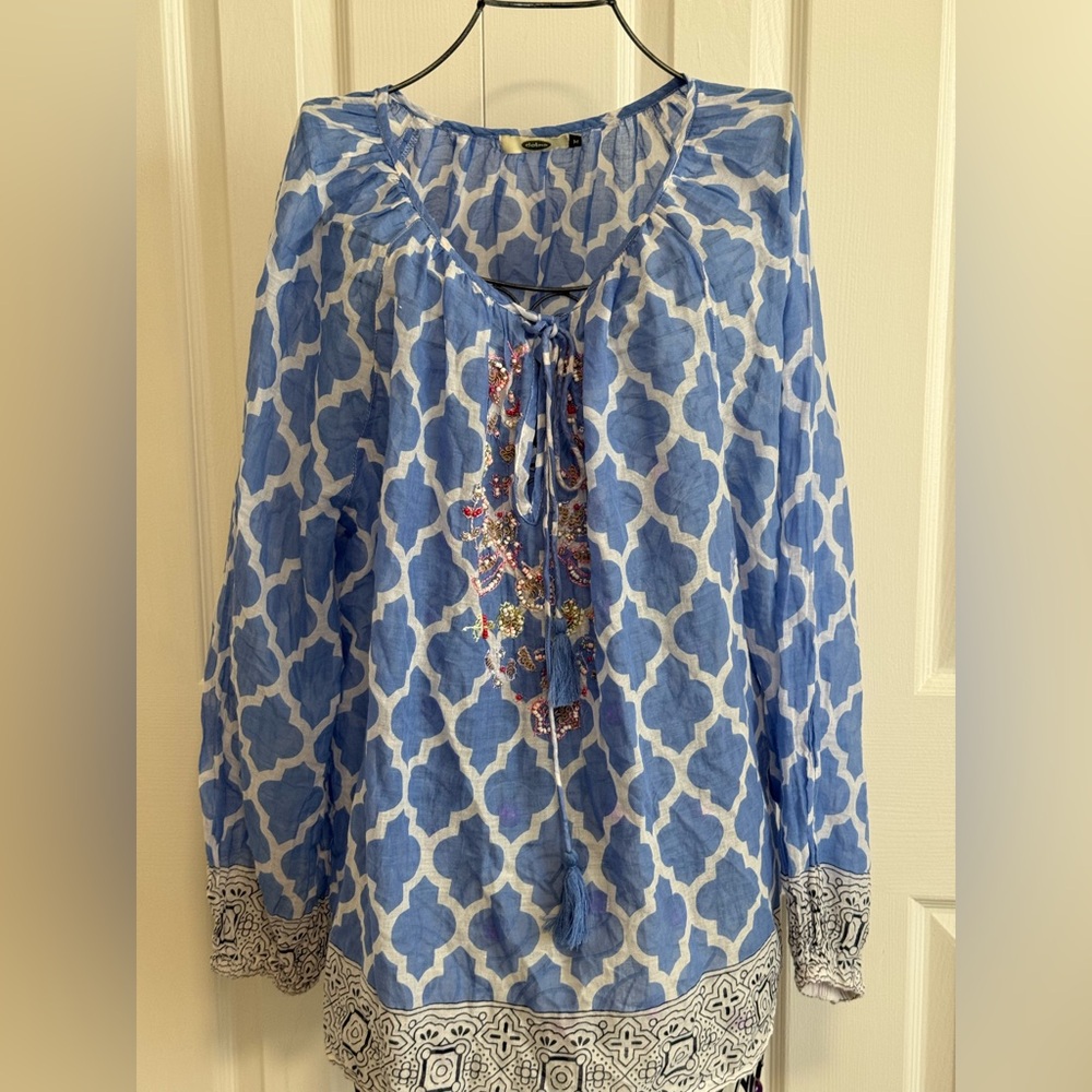 Dolma blue embroidered boHo tunic tassel tie blouse. Med.